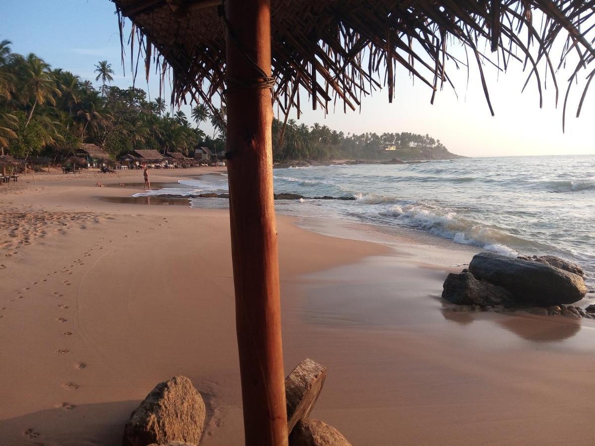 Sansala Guesthouse & Restaurant Tangalle Exterior photo
